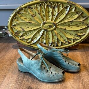 Re-Mix Vintage Shoes Greta 1940s Retro Slingback Wedge Sandal in Antique Teal